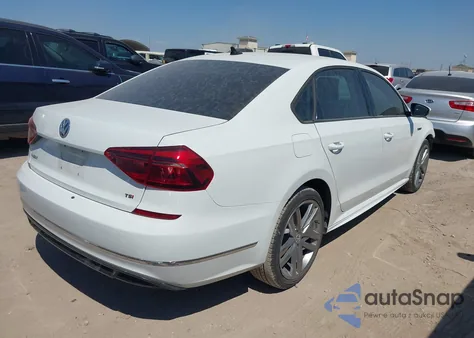 2018 Volkswagen Passat 2.0T R-Line/2.0T S из США, поврежденный, VIN 1VWAA7A30JC005215